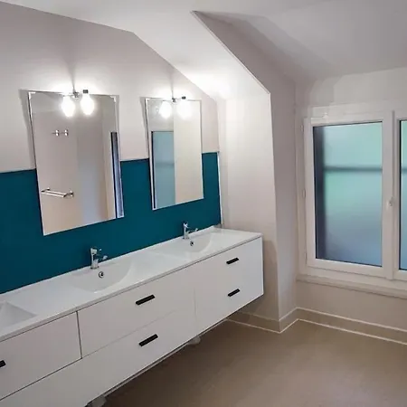 Grande Maison Familiale La Bastide Du Puech Casa de Férias *